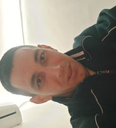 Andrei, 28 Ani , Heterosexual, Bărbat