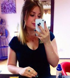 Corina, 28 Ani , Heterosexual, Femeie