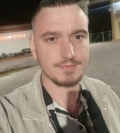 Andrey, 32 Ani , Heterosexual, Bărbat
