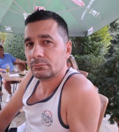 Radu, 42 Ani , Heterosexual, Bărbat