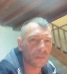 Daniel, 46 Ani , Heterosexual, Bărbat