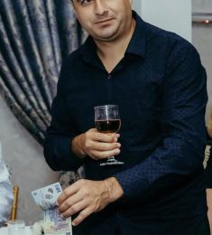 Petru, 43 Ani , Heterosexual, Bărbat